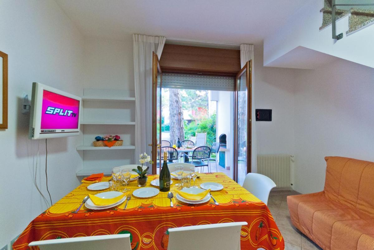 Villaggio Mare Blu Bibione Exterior photo